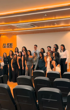 Preto e laranja telefone de papel de parede de animação (1)